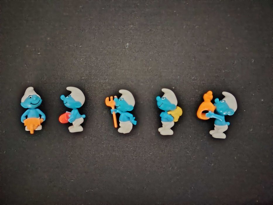 Bonecos Smurfs Ovos Kinder