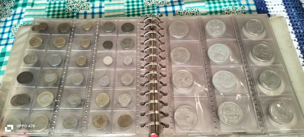 Notas e moedas de coleção