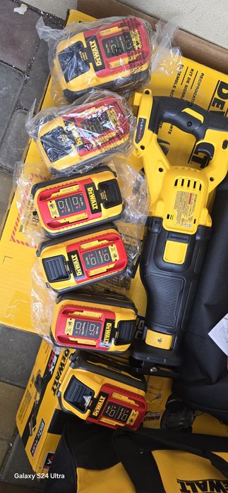 DCB609 flexvolt DeWALT