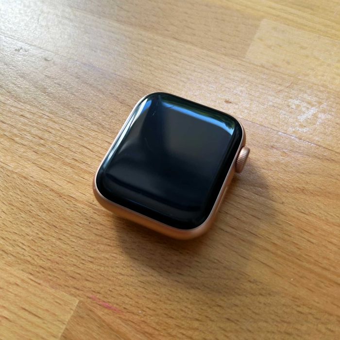 Smartwatch Apple Watch SE 40mm + 2 paski + kabel
