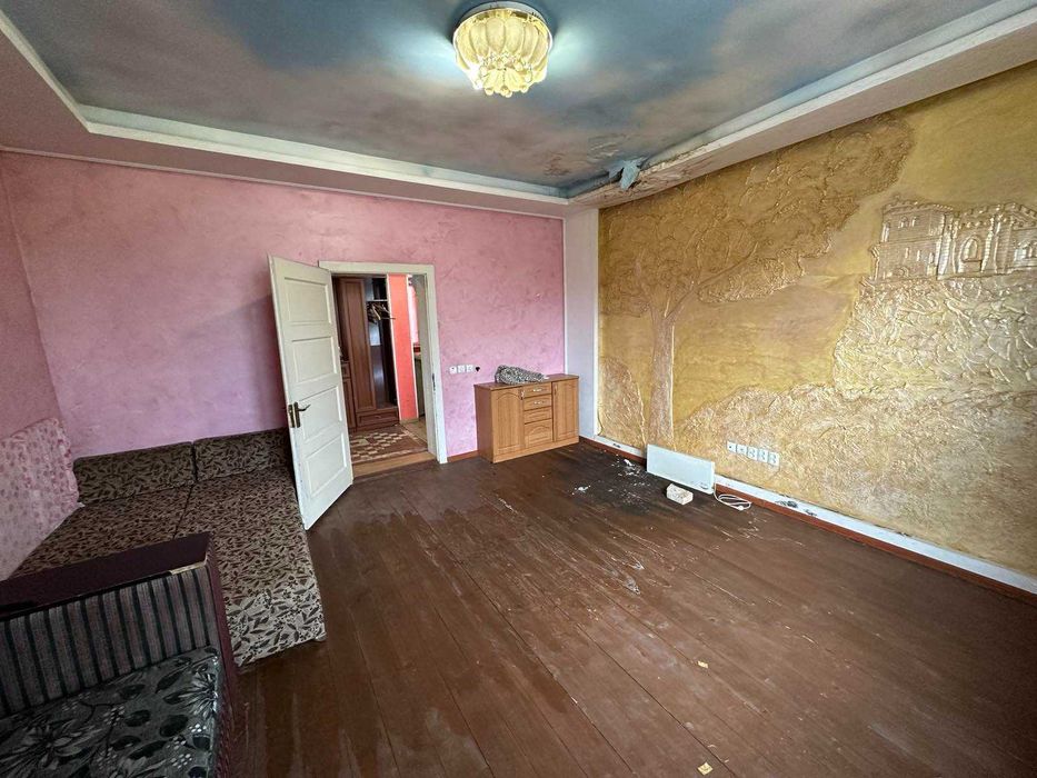 Продається будинок в с. Бедевля