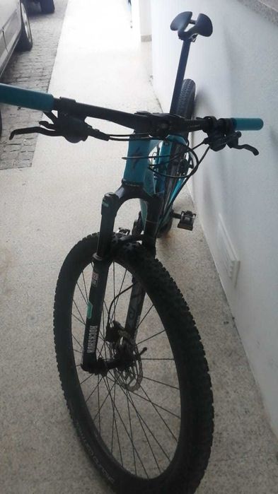 Bicicleta BTT Specialized 29