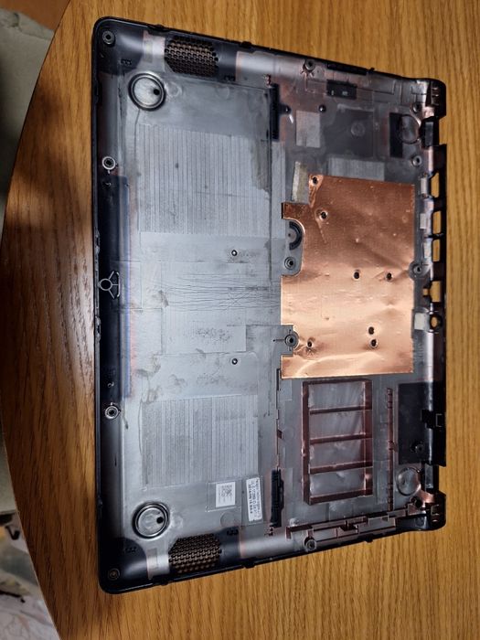 Tylna obudowa z modelu Acer Aspire ES1