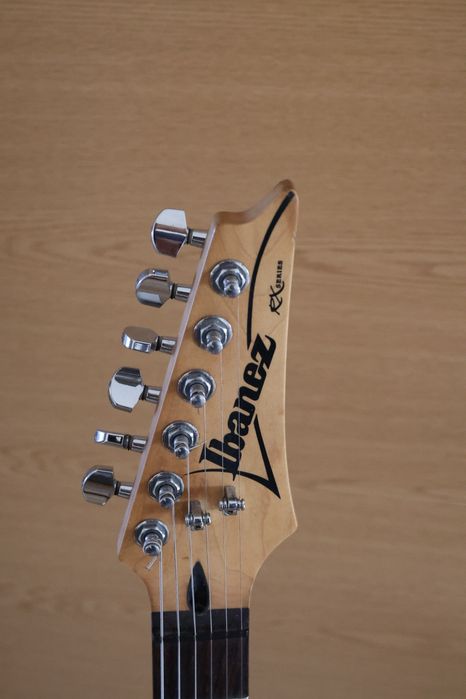 Guitarra elétrica Ibanez RX 170 D