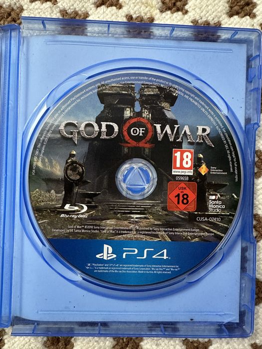 God of War PS4 para venda