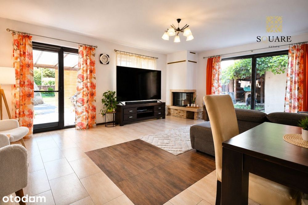 Przestronny dom wolnostojący w Łochowie | 305 m² |