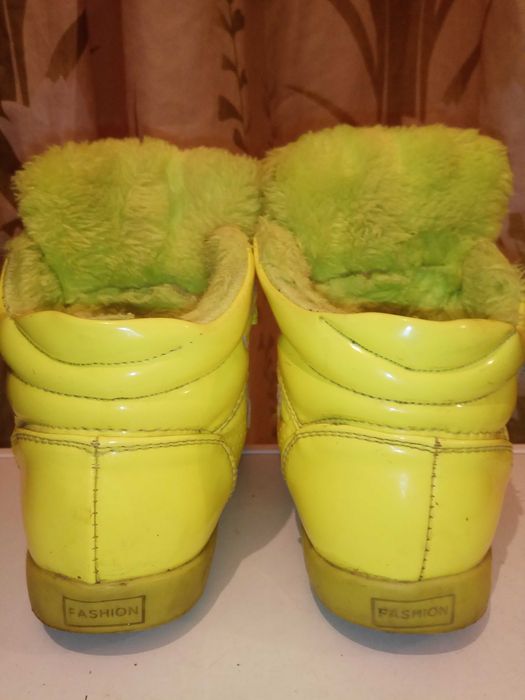 Ботиночки на девочку утепленные K. K. Bear р. 30 и слипоны  р. 27