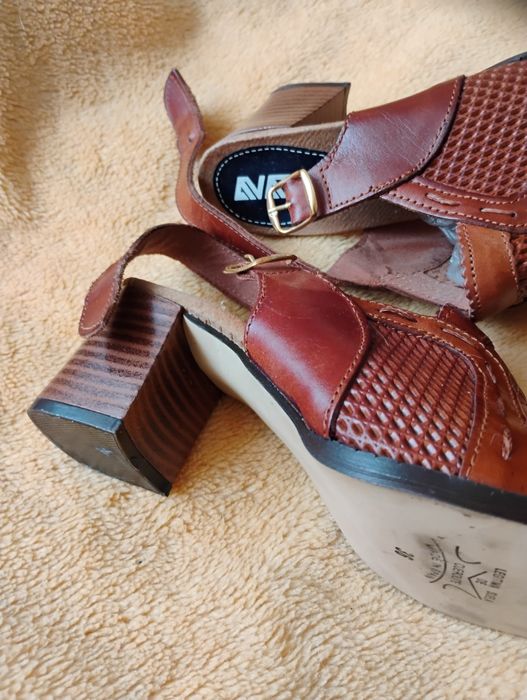 Buty, sandały damskie 36