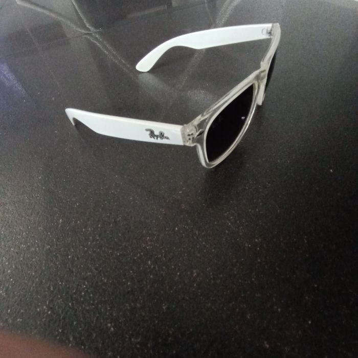 Piękne okulary przeciwsłoneczne RayBan