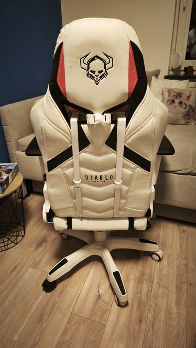 Fotel gamingowy Diablo X-Ray Junior