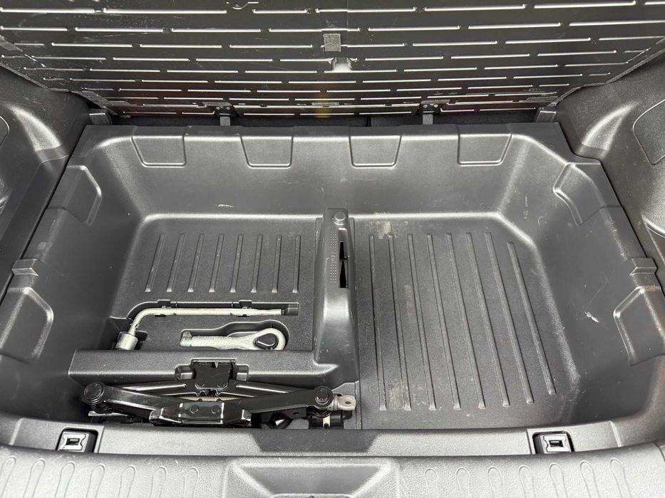 Nissan Juke  SE  2015