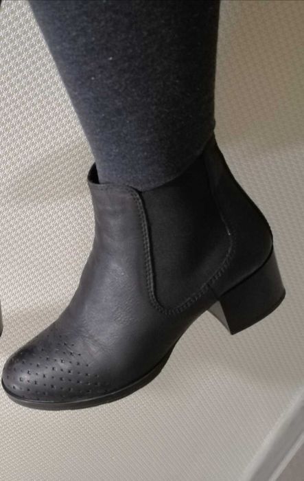 Ботинки жіночі шкіряні Tamaris 38р.