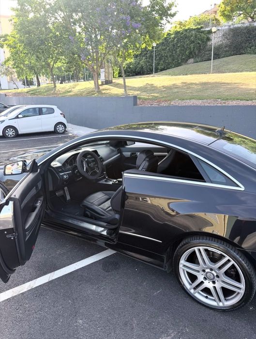 Mercedes e250 coupe