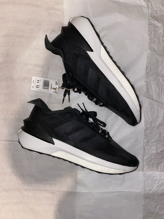 Кросівки Adidas Avryn|розмір:45/US11/29см
