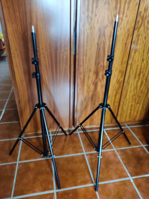 Tripés com saco de transporte