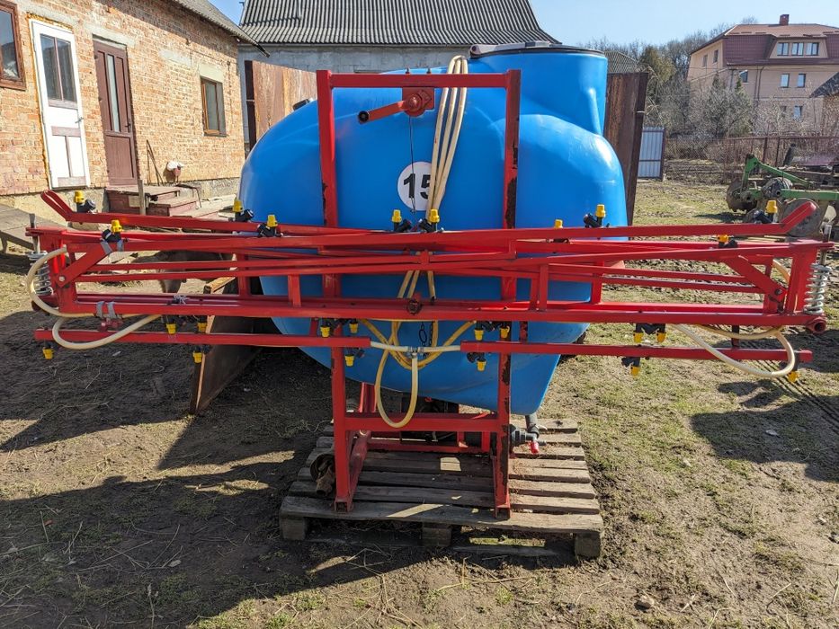 Оприскувач з карданом на 800 л