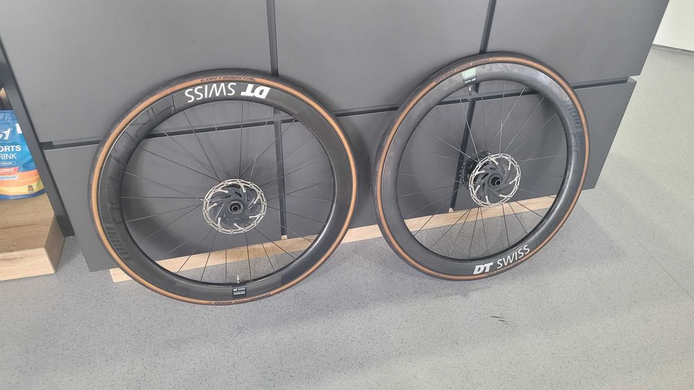 Vendo rodas carbono  DT SWISS ARC1450