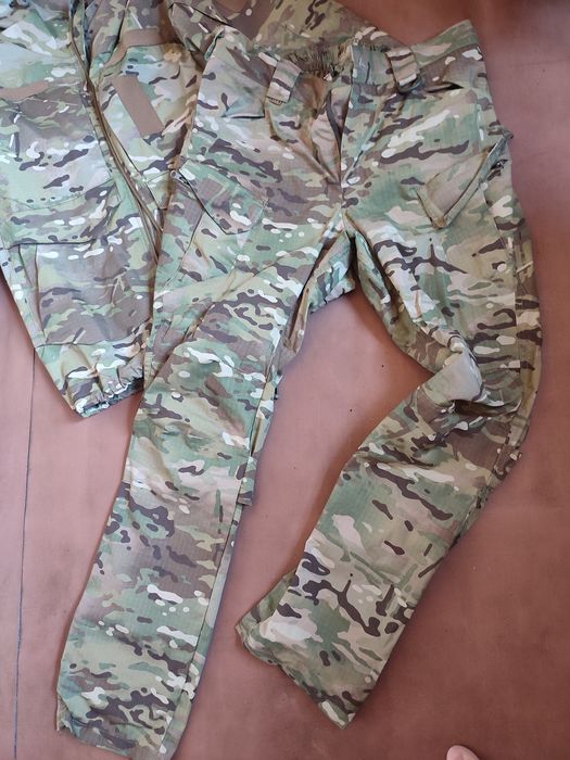 Продам військовий одяг