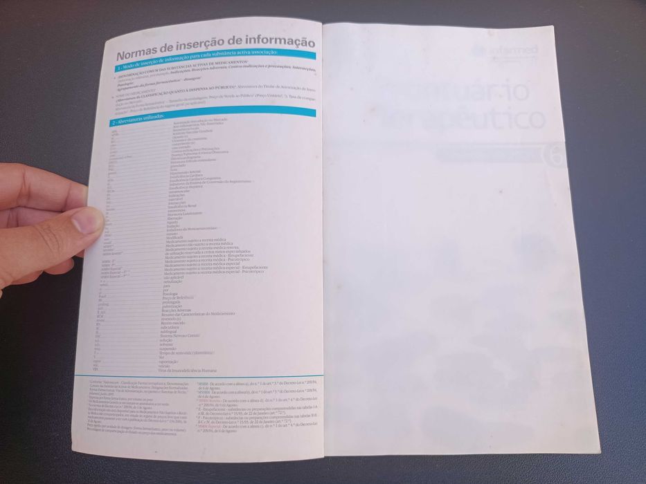 Livro "Prontuário Terapêutico", de Infarmed