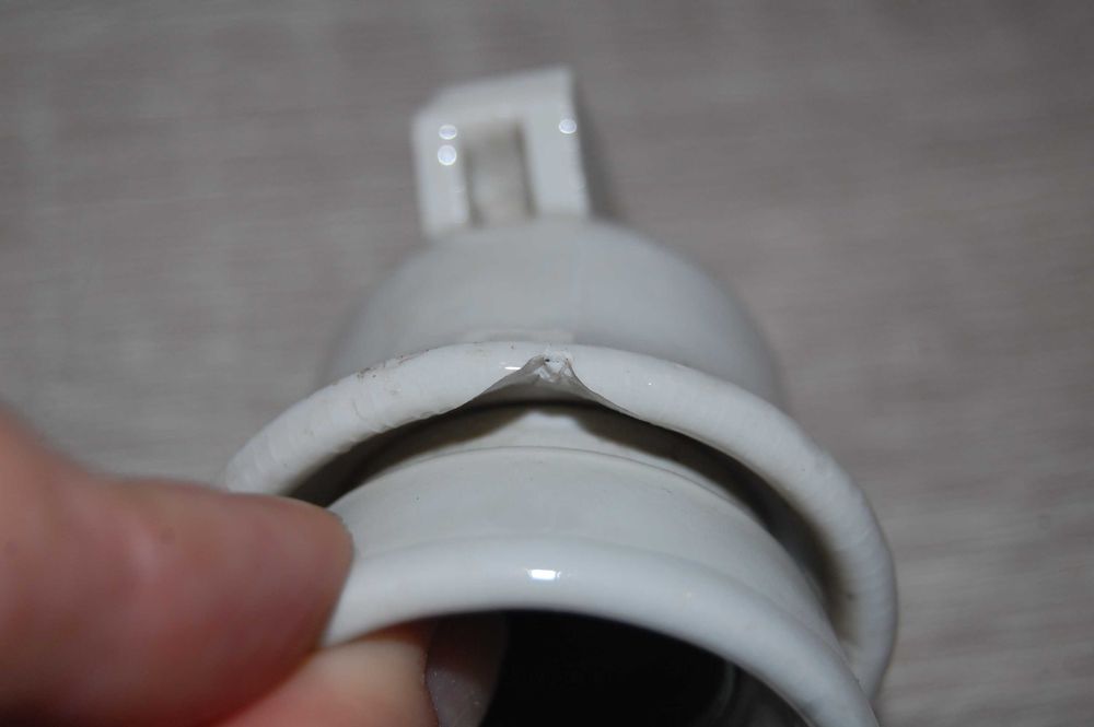 Porcelanowe oprawki z gwintem E-27 - 2 sztuki - zestaw