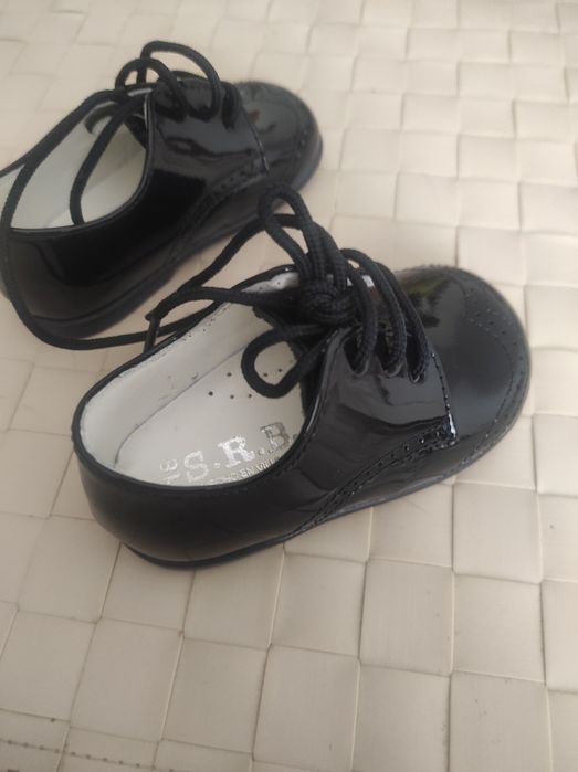 Sapato bebe verniz azul marinho