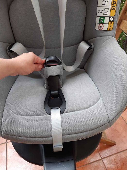 Fotelik Maxi Cosi Pearl Pro 2 i-Size z bazą Maxi Cosi FamilyFix 2