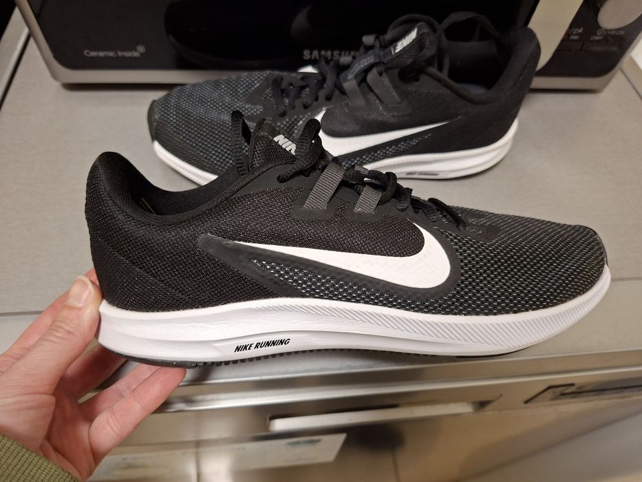 Кроссовки nike  running р 40 -25.5см сетка новые оригинал