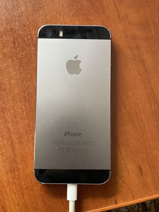 Iphone 5s обміняю на ipod (робочий)