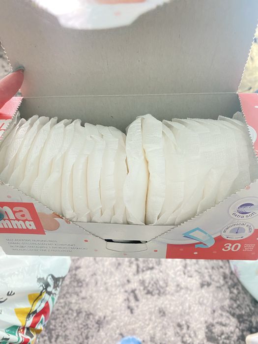 Одяг для вагітних і годуючих