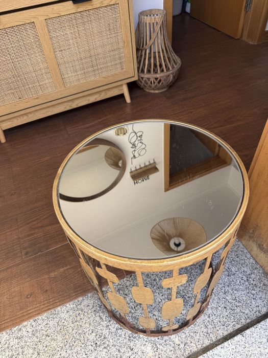 Mesa de apoio tampo em vidro