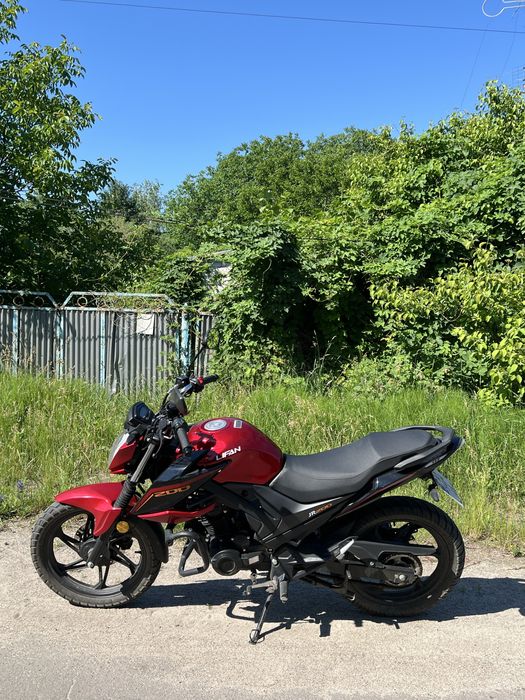 Продам Lifan JR200