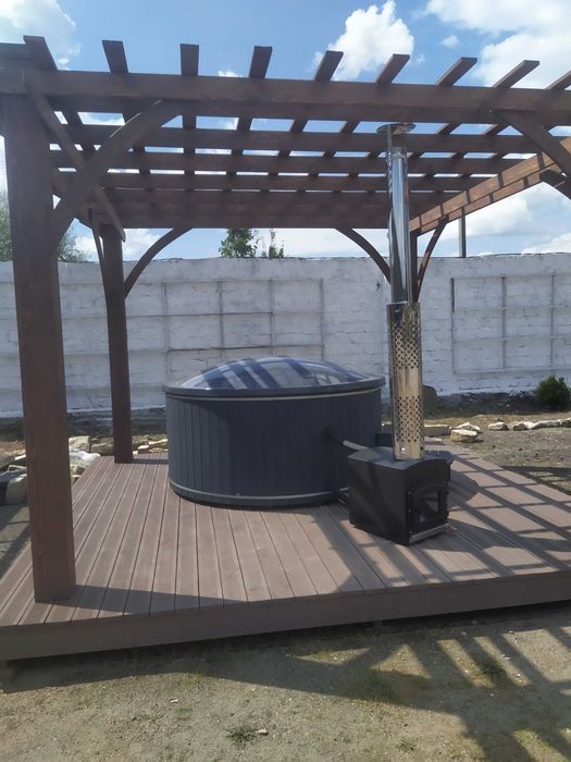 Виробники чанів джакузі. Купель на дрова Спа комплекс Баня Сауна