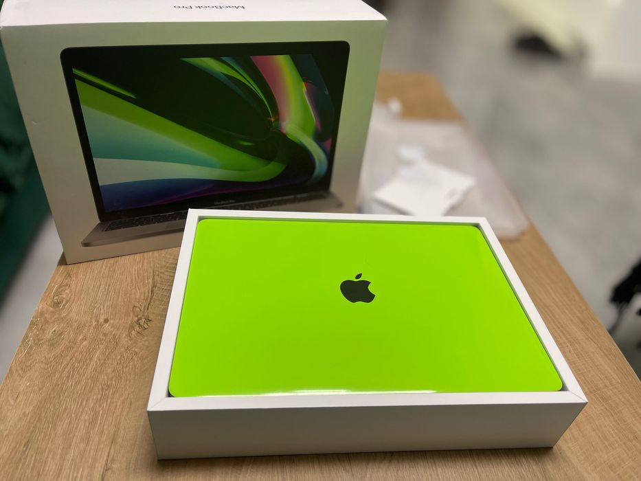 MacBook Pro 13” M1 2020–Bateria 97% | 72 cykle | Bardzo zadbany