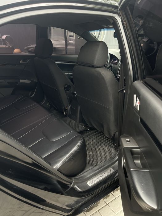 Geely Emgrand EC7 2013