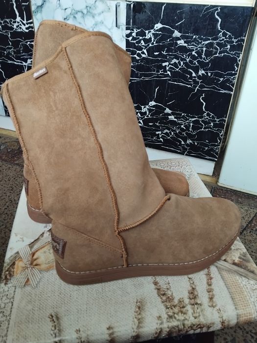 Зимові Уггі Skechers .