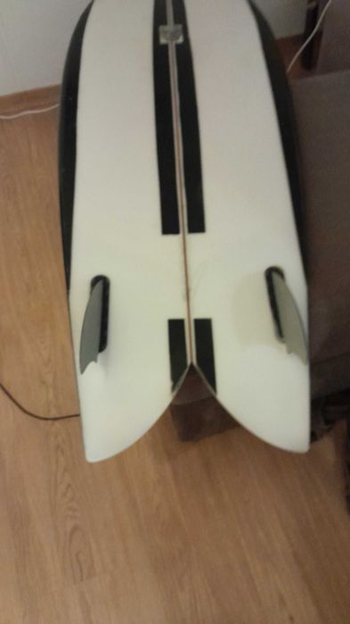 prancha de surf em muito bom estado