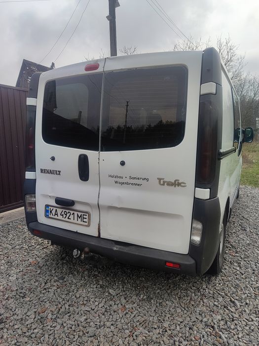 Рено Трафік Renault Traffic 2.5