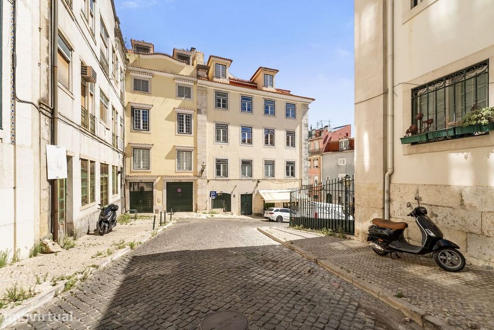 Apartamento T2 com vista, Castelo, Lisboa
