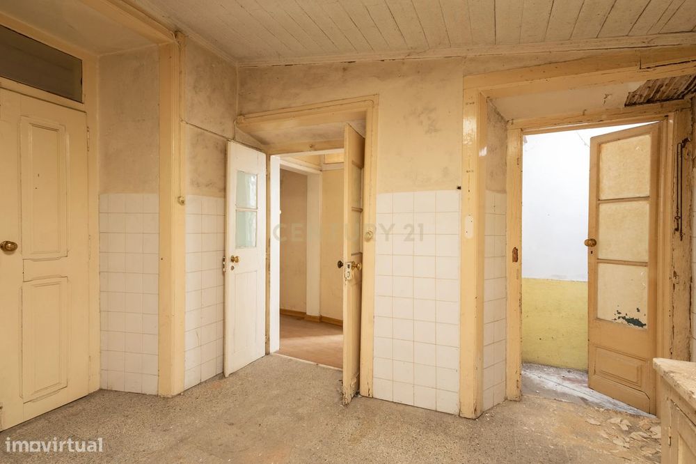 Prédio Zona Histórica Tomar | Projeto Aprovado 3 Frações