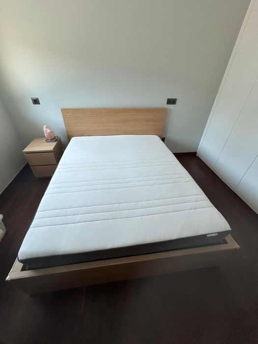 Mobília de quarto Ikea como nova