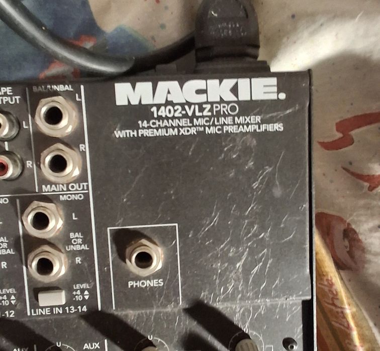 Vendo mesa de mistura MCKIE 1402-VLZ PRO