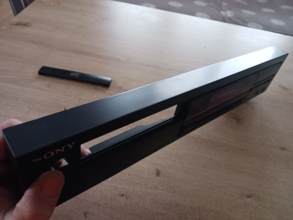 Odtwarzacz CD Sony CDP-291 panel przedni