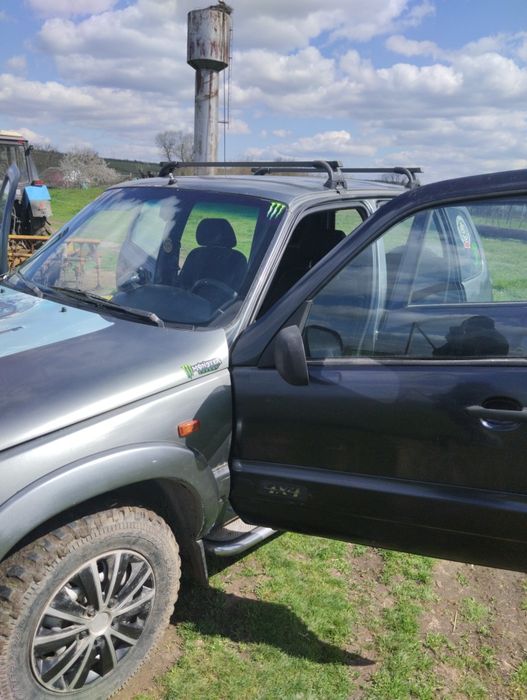Продам автомобіль нива