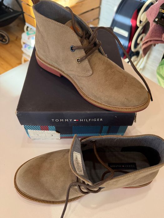 Оригінальні черевики Tommy Hilfiger Michael Chukka (Розмір 34)