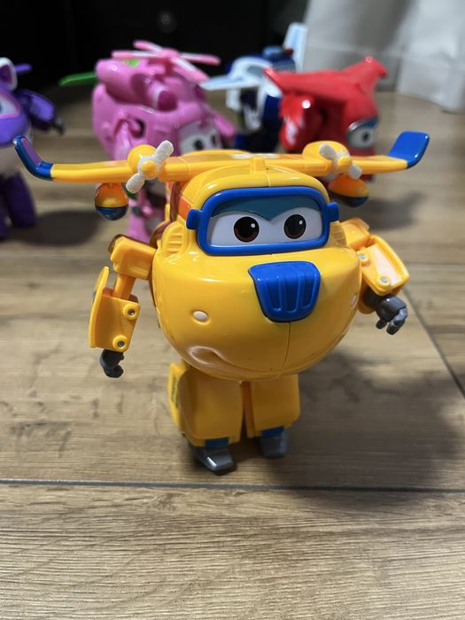 Супер крила літачки трансформери super wings