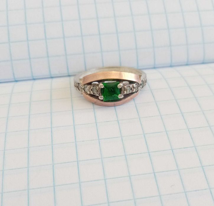 Каблучка перстень Срібло 925 проба. Золота вставка, розмір 16,3