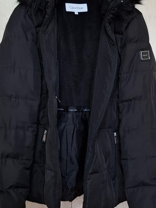 Куртка Calvin Klein/р. М/с капюшоном черная