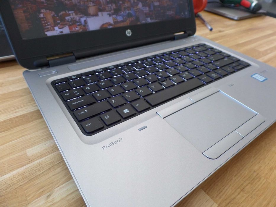 HP Probook 14" i5/8GB/256Nvme como Novo