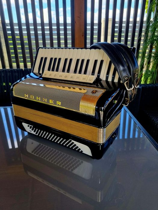 Hohner Lucia IVP