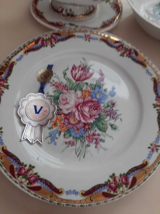Conjuntos de porcelanas antigas Limoges, Florence & Spal